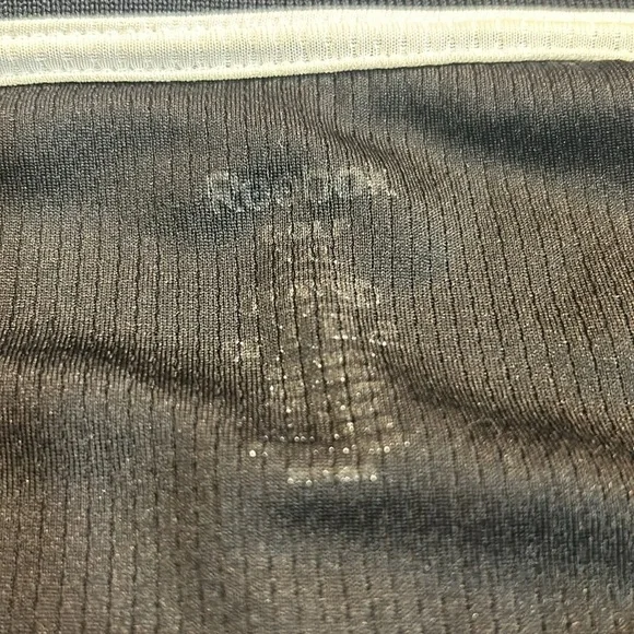 Men’s Reebok Golf Shirt. - Picture 5 of 6
